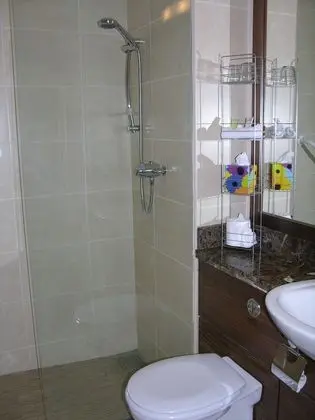 Double Single Ensuite