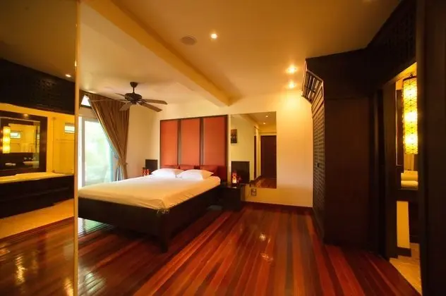 4-Bedroom Villa with Private Pool