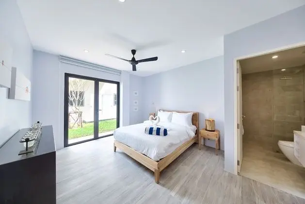 Luxury 3 Bedroom Villa with Ocean View and Private Infinity Pool