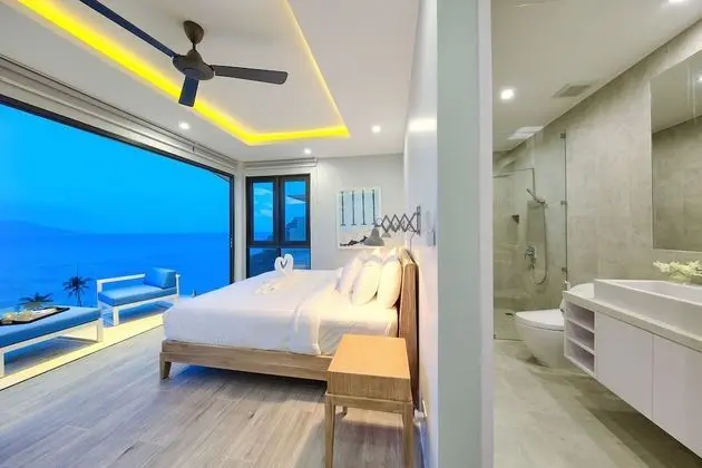 Luxury 3 Bedroom Villa with Ocean View and Private Infinity Pool