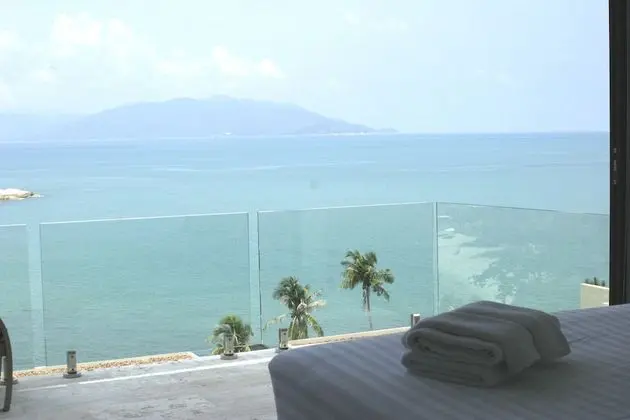 Luxury 3 Bedroom Villa with Ocean View and Private Infinity Pool