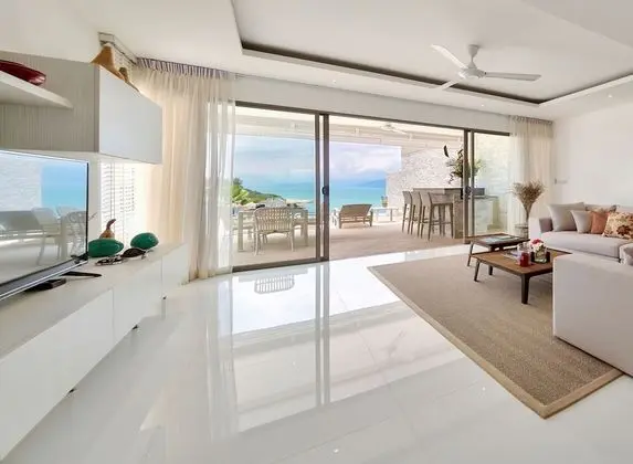Luxury 4 Bedroom Villa with Ocean View and Private Infinity Pool