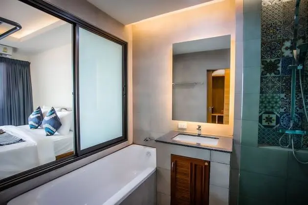 Deluxe Tek Büyük veya İki Ayrı Yataklı Oda, Deniz Manzaralı