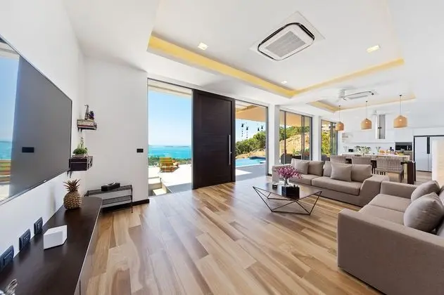 Deluxe Villa