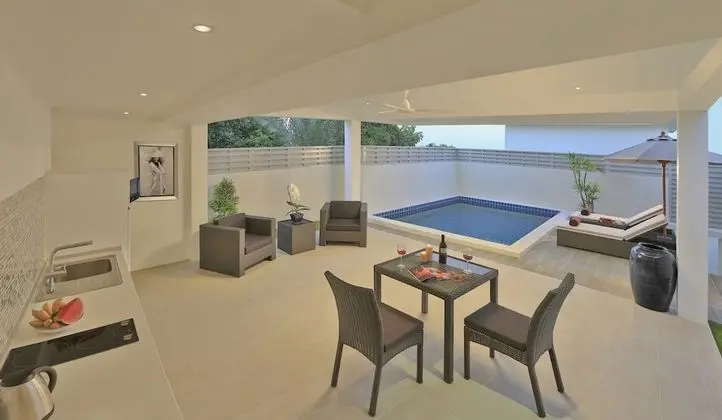 Luxury Pool Villa