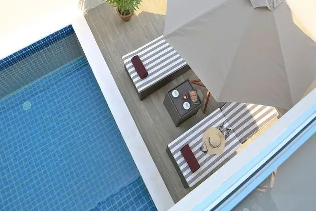 Luxury Pool Villa