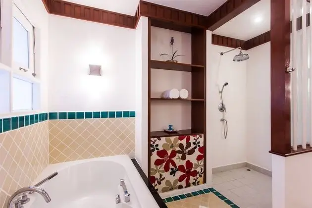 Deluxe Oda, Havuz Kullanımı