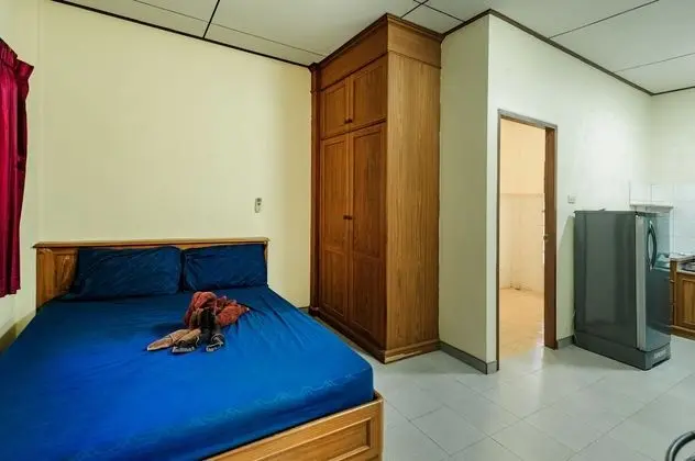 1-Bedroom Apartment