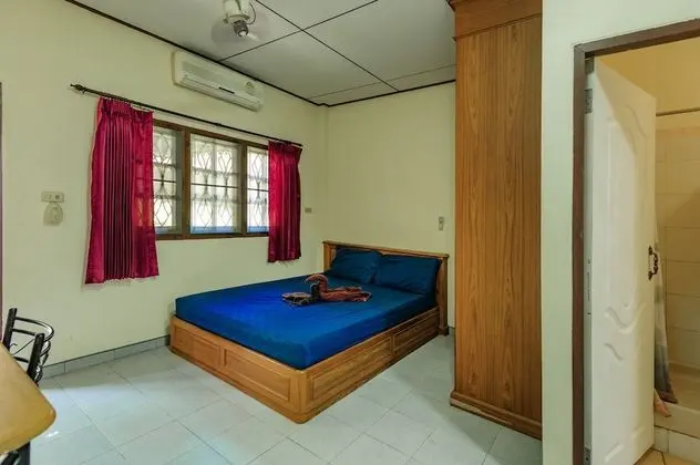 1-Bedroom Apartment