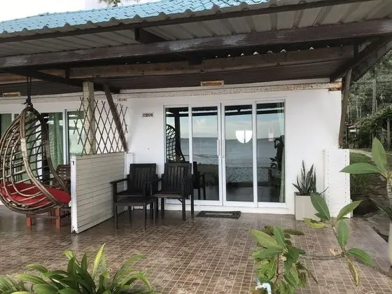 Beachfront Studio Aircon