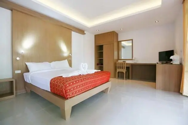 Honey Deluxe Room