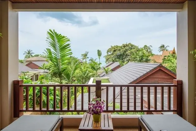 Deluxe Building Seaview