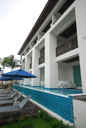 Deluxe Room, Pool Access