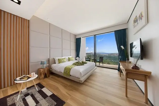 Deluxe Villa