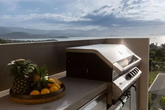 Premium Villa, 5 Yatak Odası, Kişiye Özel Havuzlu, Deniz Manzaralı