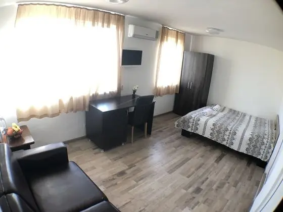 Basic Tek Büyük Yataklı Oda, 1 Büyük (Queen) Boy Yatak ve Çekyat, Sigara İçilmez, Şehir Manzaralı