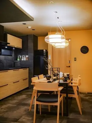 Family Ev, Sigara İçilmez (Entire building for rent)