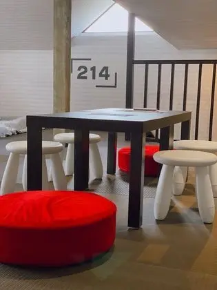 Family Oda, Sigara İçilmez
