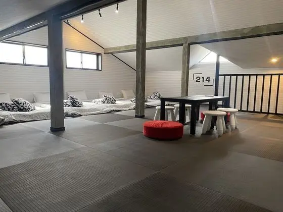 Family Oda, Sigara İçilmez