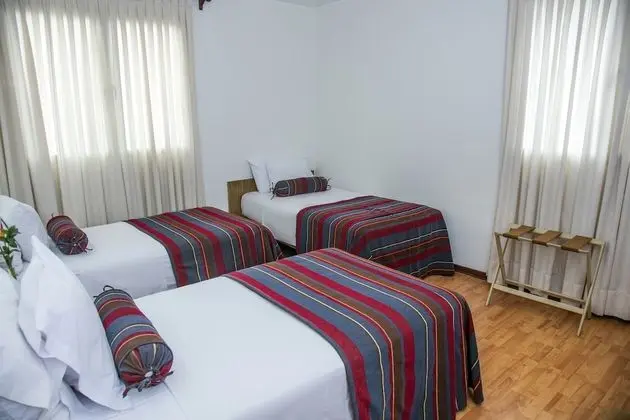 Üç Kişilik Oda