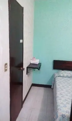 Tek Büyük Yataklı Oda, 1 Çift Kişilik Yatak