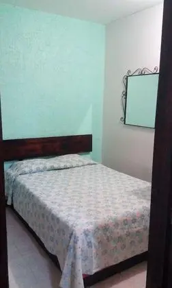 Tek Büyük Yataklı Oda, 1 Çift Kişilik Yatak