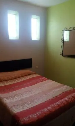 Tek Büyük Yataklı Oda, 1 Çift Kişilik Yatak