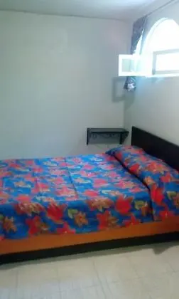 Tek Büyük Yataklı Oda, 1 Çift Kişilik Yatak