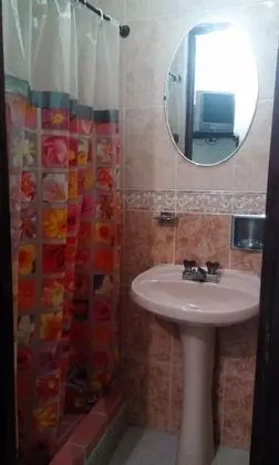Tek Büyük Yataklı Oda, 1 Çift Kişilik Yatak