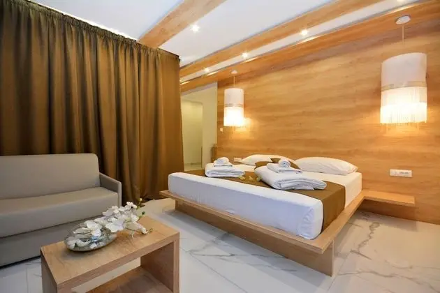 Comfort Tek Büyük Yataklı Oda, Balkon, Ek Bina