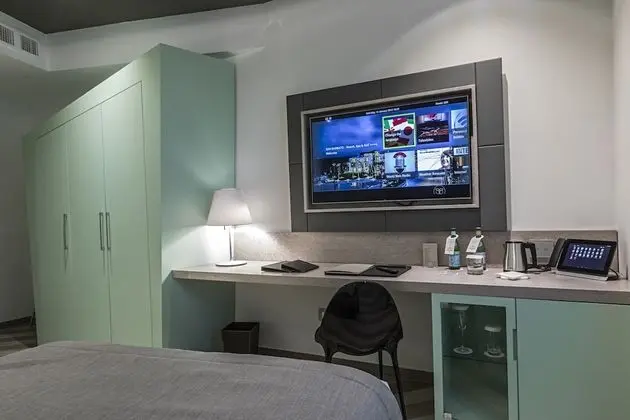 Classic Büyük Yataklı Tek Kişilik Oda