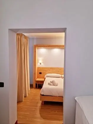 Classic Üç Kişilik Oda, Dağ Manzaralı