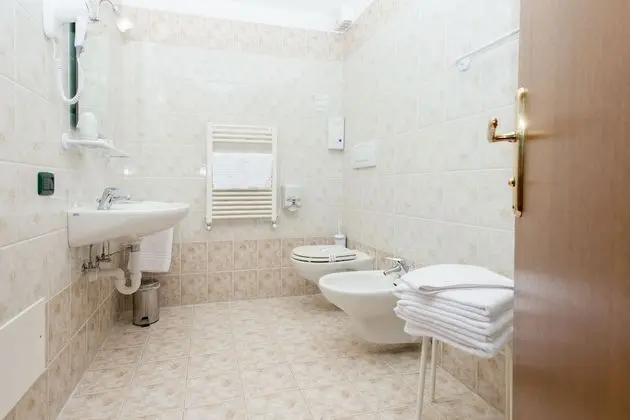 Classic Üç Kişilik Oda, Dağ Manzaralı
