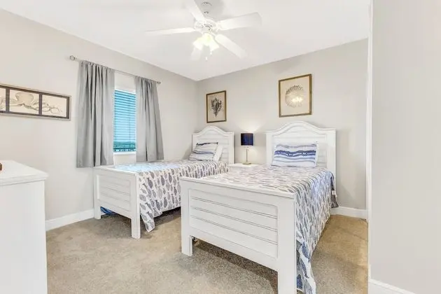 Comfort Daire, 3 Yatak Odası, Sıcak Su Küveti, Plaj Manzaralı
