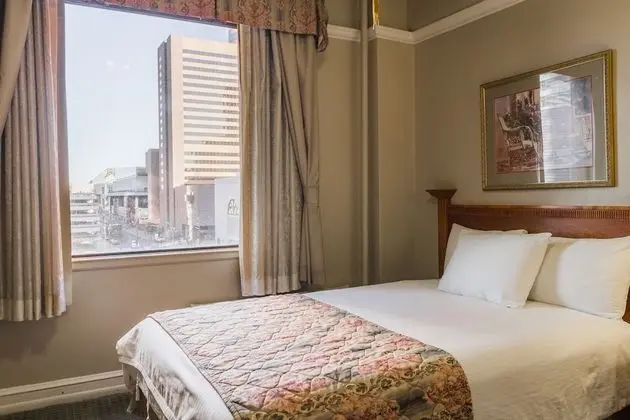 Tek Büyük Yataklı Oda, 2 Çift Kişilik Yatak, Şehir Manzaralı