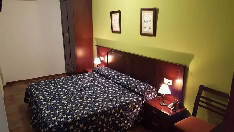 Standard Tek Büyük veya İki Ayrı Yataklı Oda