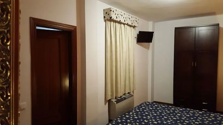 Standard Tek Büyük veya İki Ayrı Yataklı Oda