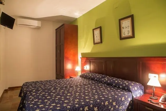 Standard Tek Büyük veya İki Ayrı Yataklı Oda