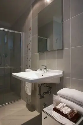 Deluxe Tek Büyük Yataklı Oda, 1 Çift Kişilik Yatak