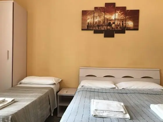 Üç Kişilik Oda