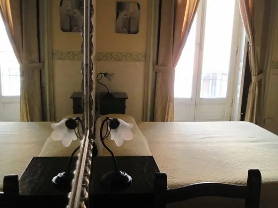 Family Dört Kişilik Oda, 1 Büyük (Queen) Boy Yatak