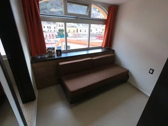 Çatı Katı Süiti (Penthouse)