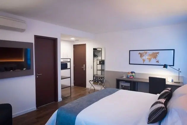 Standard Tek Büyük Yataklı Oda