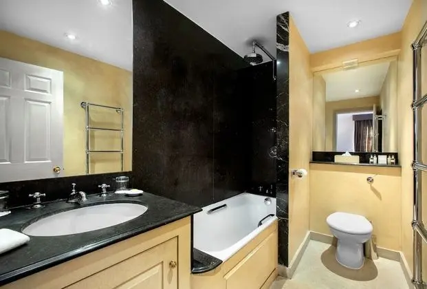 Deluxe Tek Büyük Yataklı Oda, Balkon, Şehir Manzaralı