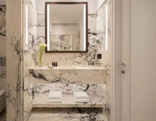 Deluxe Oda, 1 En Büyük (King) Boy Yatak, Sigara İçilmez, Deniz Manzaralı