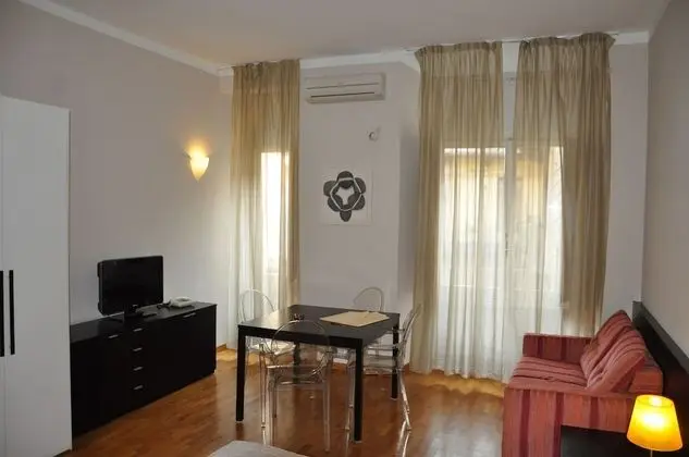 Standard Stüdyo, Sigara İçilmez, Küçük Mutfak