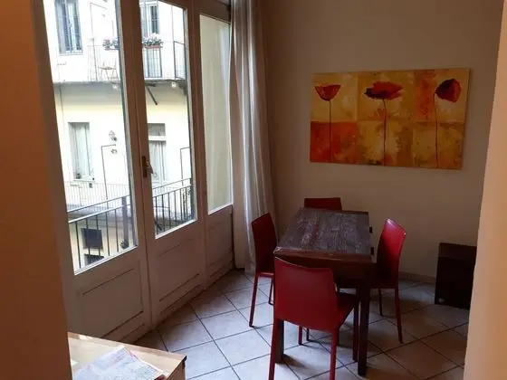 Standard Stüdyo, Sigara İçilmez, Küçük Mutfak