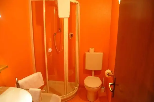 Standard Stüdyo, Sigara İçilmez, Küçük Mutfak