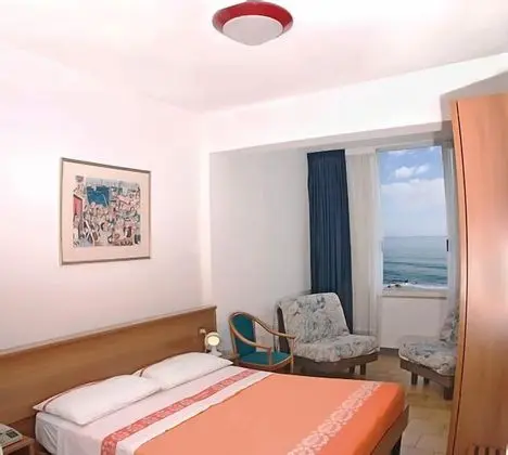 Tek Büyük Yataklı Oda, Deniz Manzaralı