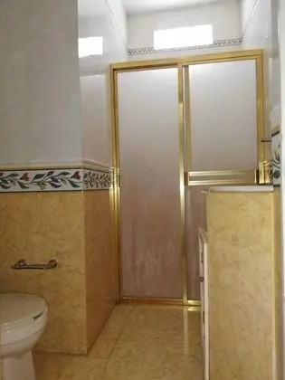 Traditional Oda, Ortak Banyo
